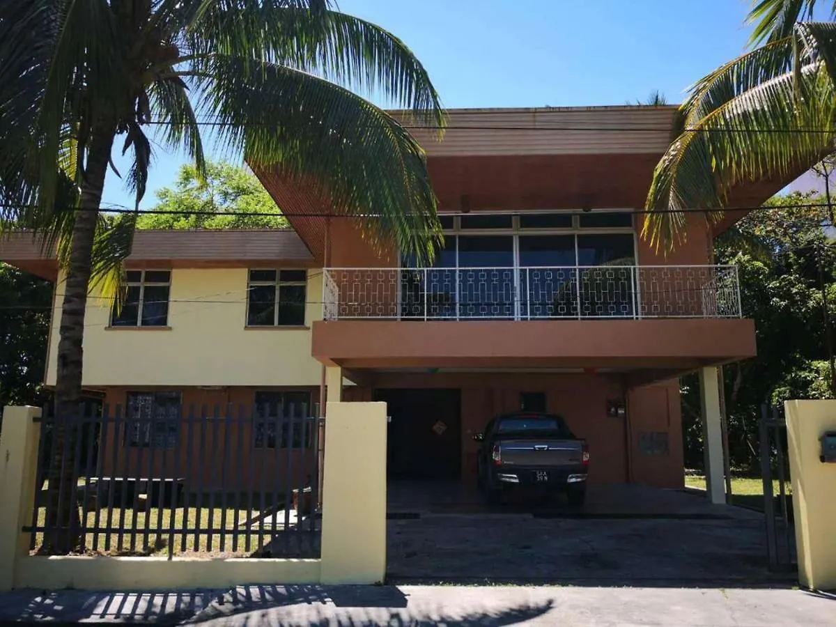 Le Le Seaside Villa Tanjung Aru Kota Kinabalu Guest house